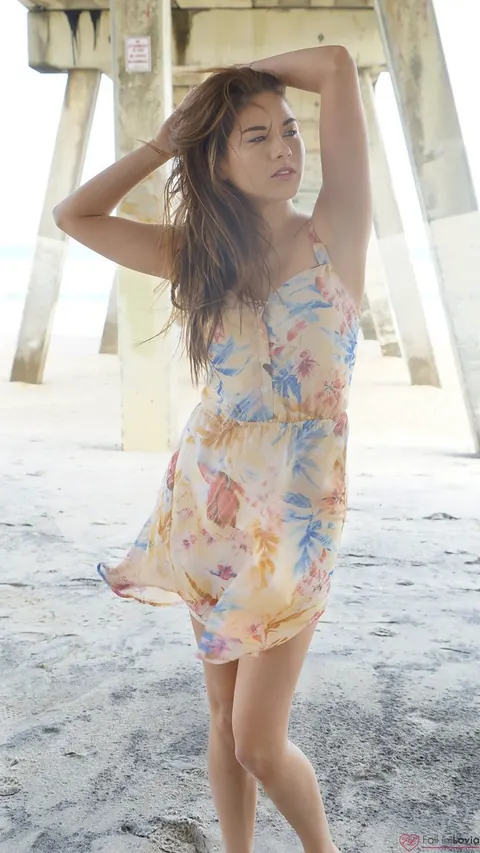 Shyla Jennings: Asian Brunette in a Skirt Shows Her Hairy Pussy on the Beach – photo 6 of 15