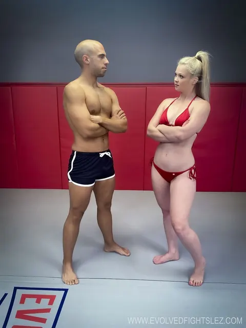 Kay Carter: Athletic Blonde Wrestles and Fucks Her Submissive Man – photo 6 of 21