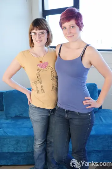 Sosha Belle – Slim Brunette and Short-Haired Redhead Use a Dildo Together