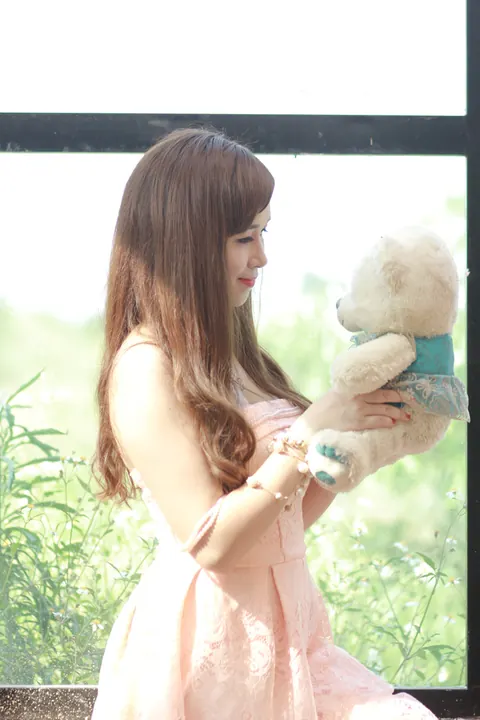 Petite Asian Redhead Teases in a Dress at the Piano Outdoors – photo 1 of 21