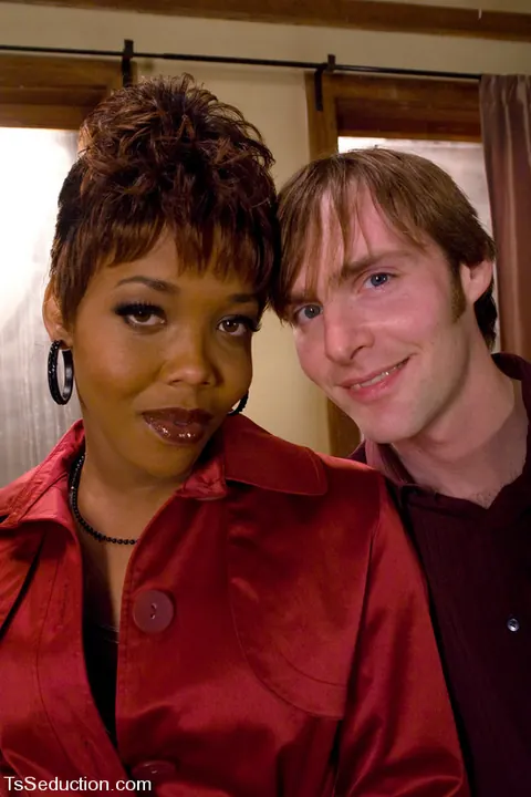Ebony Trans Woman Blows Her Partner – photo 14 of 15