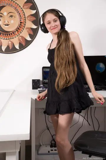 PAWG Brunette Lifts Her Skirt to Rub Her Hairy Pussy