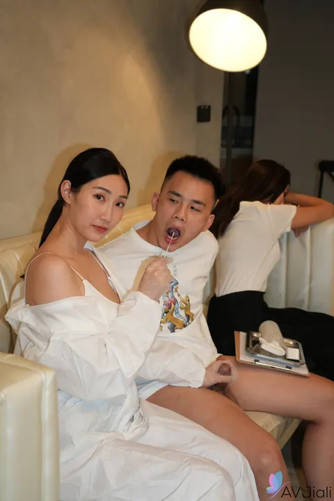 Petite Asian Babe with Big Tits Gets Fucked on the Sofa – photo 2 of 20