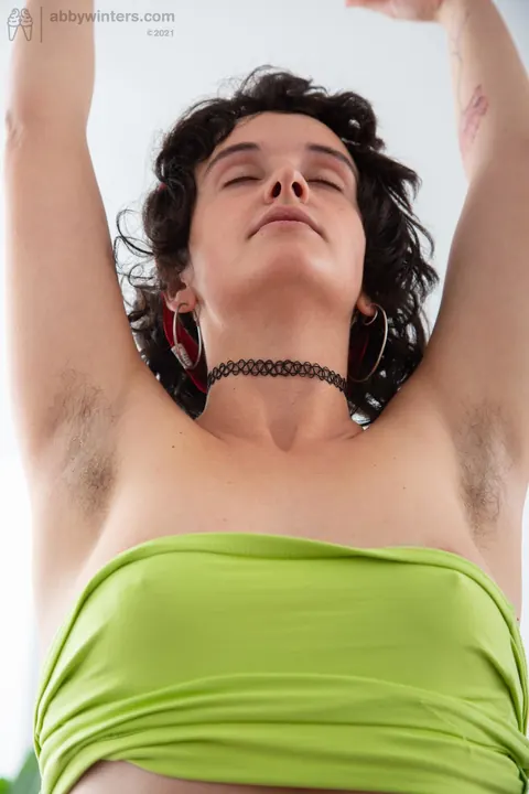 Petite Short-Haired Woman Spreads Her Hairy Pussy – photo 5 of 21