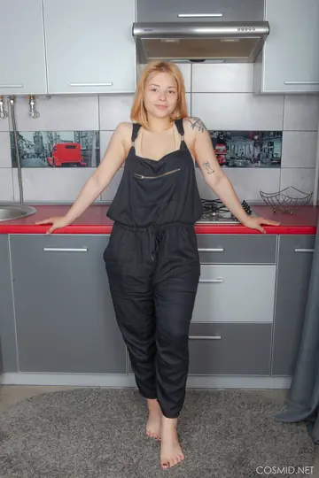 Czech Blonde Spreads Her Hairy Pussy in the Kitchen