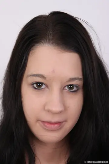 Sarah Lollypop – Czech Brunette Strips Out of Her Jeans in Nude Debut
