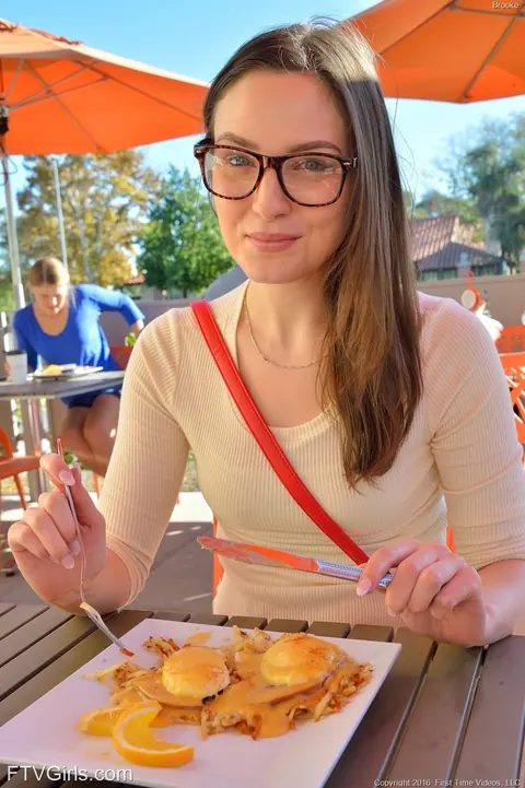 Pepper XO: Brunette with Glasses Strips Nude and Spreads Her Pussy in Public – photo 16 of 20