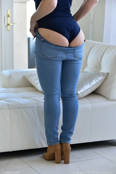 Edyn Blair: Redhead MILF in Jeans Reveals Her Big Tits and Spreads Wide – photo 13 of 20