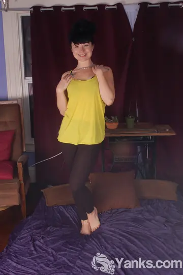 PAWG Brunette Strips Out of Her Lingerie and Spreads Her Pussy Wide