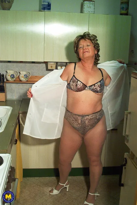 Petite Slim Woman Strips and Toys Herself in the Kitchen – photo 2 of 21