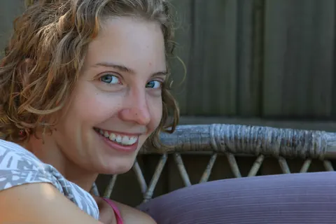 Kara Dashka: Short-Haired Blonde Rubs Her Hairy Pussy Outdoors in Panties – photo 5 of 21