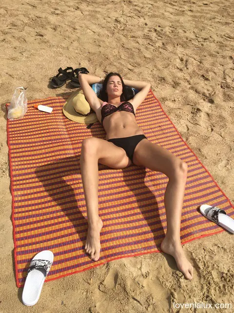Lovenia Lux: Petite Brunette in a Bikini Poses and Flashes Her Ass on the Beach – photo 16 of 16