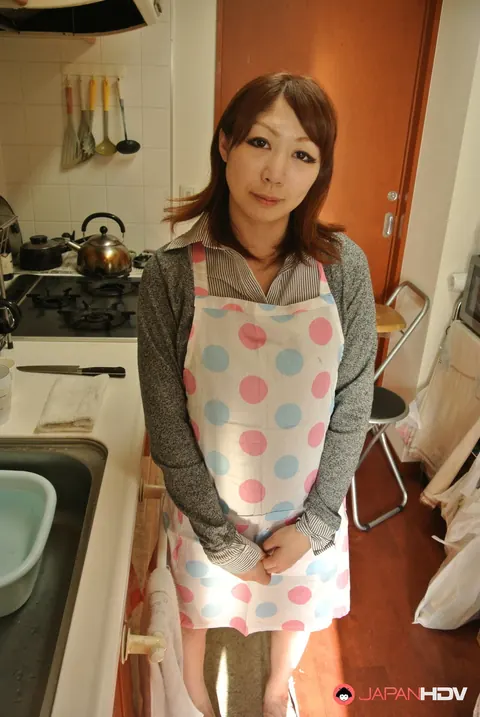 Japanese Brunette Strips Out of Her Apron in the Kitchen – photo 5 of 15