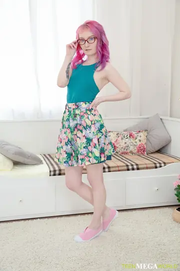 Petite Tattooed Babe in Glasses Takes Anal and a Facial