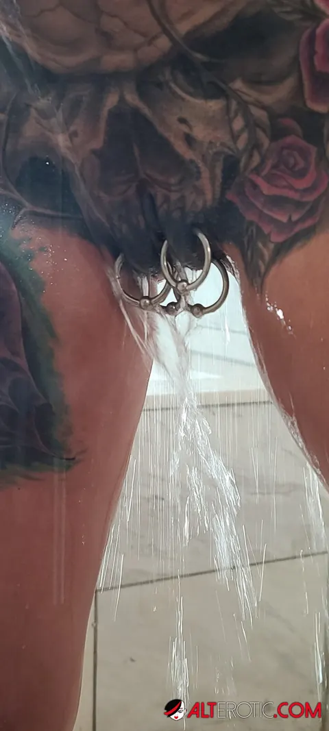 Marie Bossette: Tattooed MILF Shows Her Pierced Pussy in the Shower – photo 9 of 16