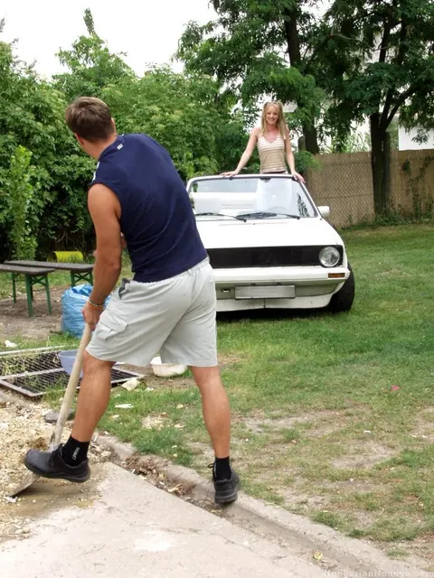 Lisa Knight: Petite Hungarian Blonde Fucks a Neighbor Outdoors – photo 2 of 21