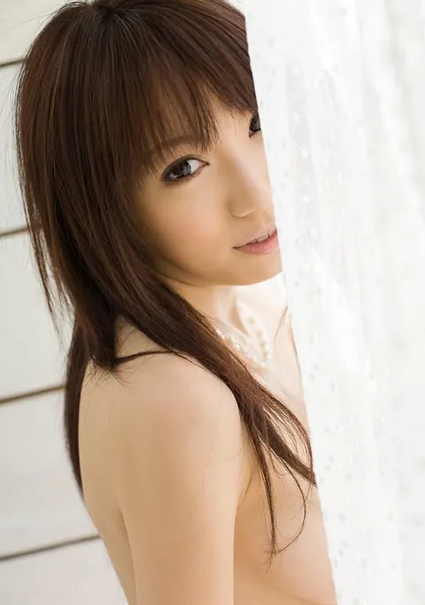 Kanako Tsuchiyai: Thick Japanese Brunette Strips Out of Her Bikini and Heels – photo 11 of 16