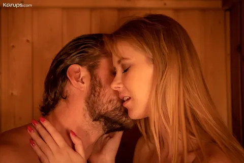 Casey Nohrman: Blonde with Small Natural Tits Gets Fucked in the Sauna – photo 3 of 18