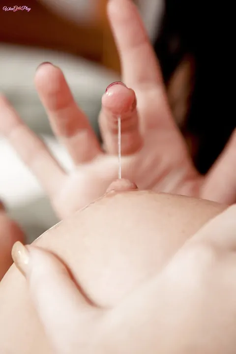 Angela Sommers: Two Brunette MILFs Finger and Lick Each Other's Hairy Pussies – photo 3 of 16