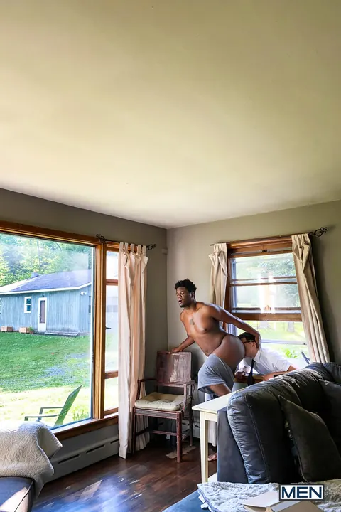 Two Naked Men Pose and Show Their Bodies – photo 9 of 20