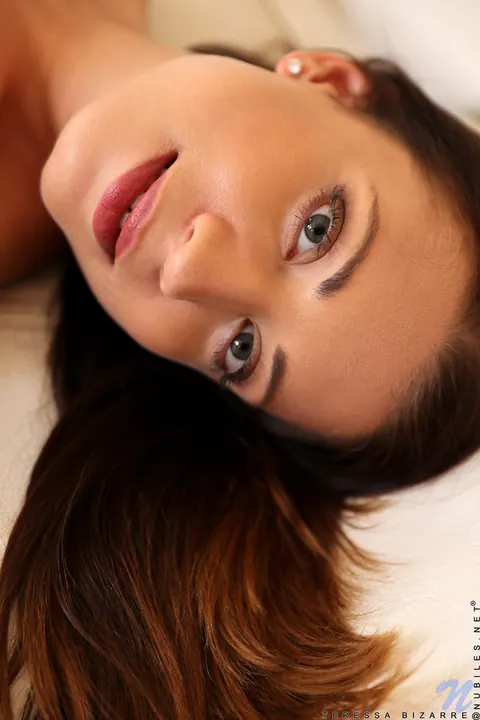 Teresse Bizzarre: Czech Brunette with Small Natural Tits Strips and Shows Off Her Body – photo 19 of 21