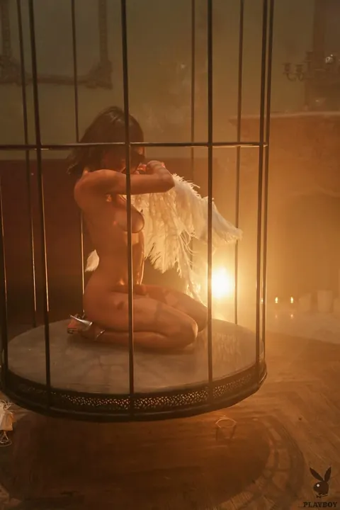 Mia Valentine: Blonde Poses Nude in a Cage Showing Her Small Natural Tits – photo 8 of 17