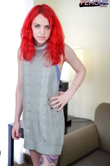 Trans Woman Undresses and Poses Her Nude Body