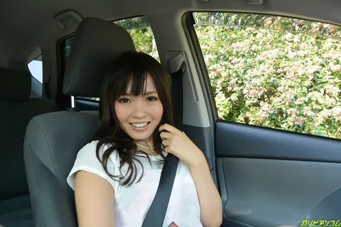 Yuzuna Oshima: Japanese Brunette with Big Tits Rides Cock Outdoors for a Creampie – photo 4 of 20