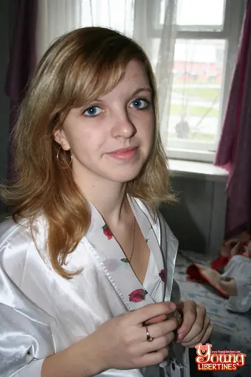Katya Mukhina – Skinny European Blonde Strips Naked in the Bedroom