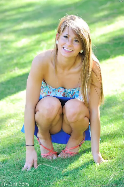 Mali Myers: Tanned PAWG Brunette in a Skirt Spreads Her Legs Outdoors – photo 1 of 20