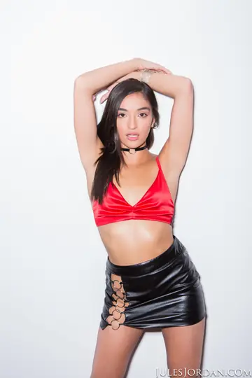 Emily Willis – Latina in a Skirt and Heels Has Interracial Threesome