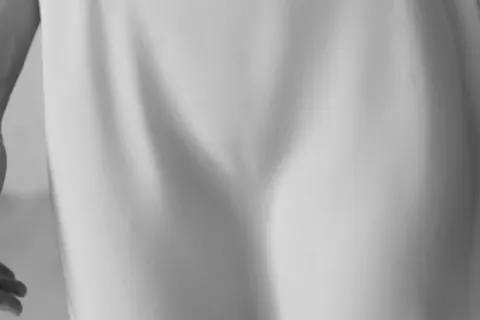 Slim Short-Haired Woman Poses in Lingerie – photo 10 of 20