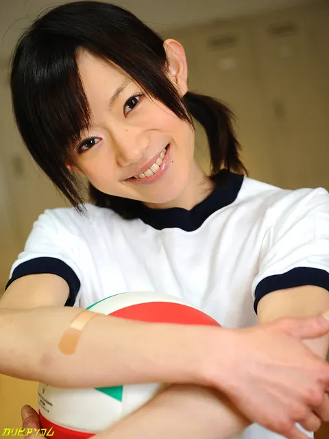 Aoba Itou: Petite Asian Brunette Strips Nude After Volleyball – photo 3 of 12