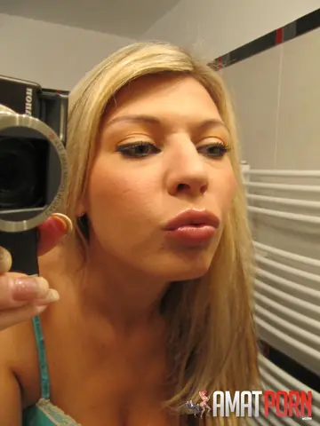 Busty Babe with Big Ass Spreads in Panties for Selfies