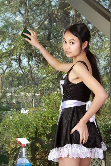 Amber Thi – Asian MILF Strips Out of Her Maid Uniform and Spreads Outdoors