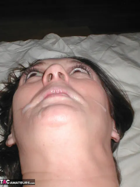 Juicy Jo: British Brunette MILF Takes Cum in Mouth During Group Sex – photo 9 of 20