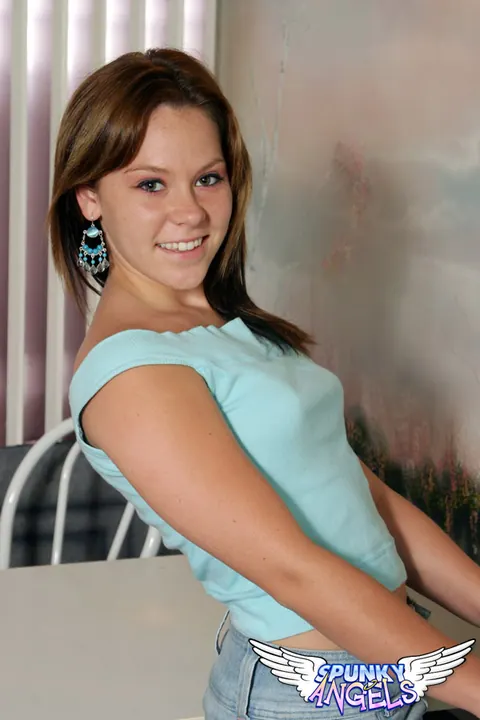 Amateur in a Skirt Pulls Her Panties Aside – photo 4 of 12