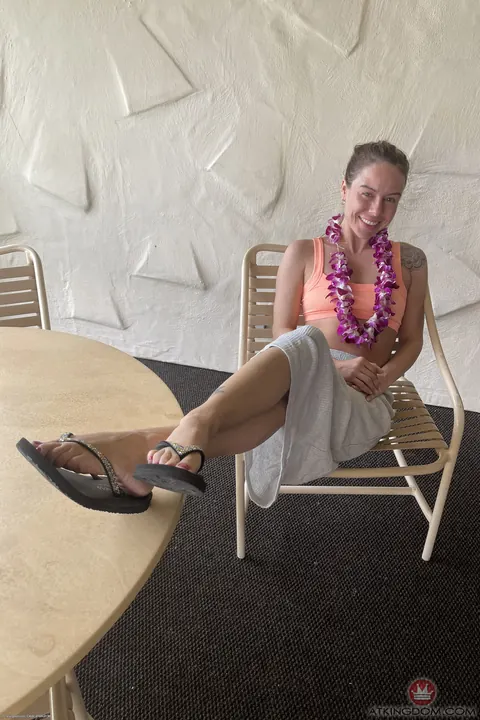 Summer Vixen: Skinny Blonde Spreads Her Legs on a Public Beach – photo 3 of 21