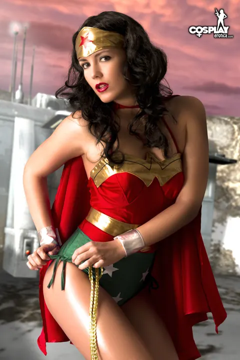 Brunette in Wonder Woman Cosplay Strips and Spreads – photo 2 of 12