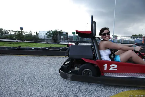 Brooke Lee Adams: Busty Brunette in Glasses Rides Outdoors and Takes a Tit Cumshot – photo 4 of 16