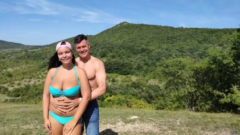 Sofia Lee: European PAWG Brunette Shows Her Big Natural Tits Outdoors – photo 16 of 20