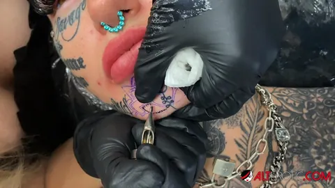 Amber Luke: Blonde with Natural Tits and Tattoos Spreads and Shows Face Tattoo – photo 2 of 16