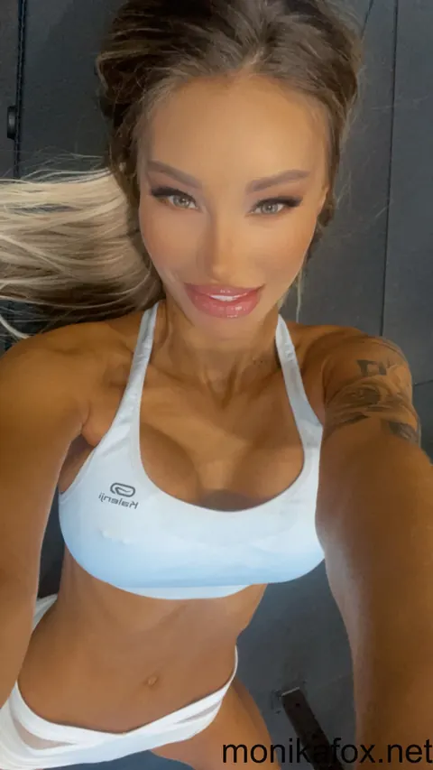 Monika Fox: Petite Blonde Spreads Her Legs and Shows Her Pierced Tits at the Gym – photo 5 of 15