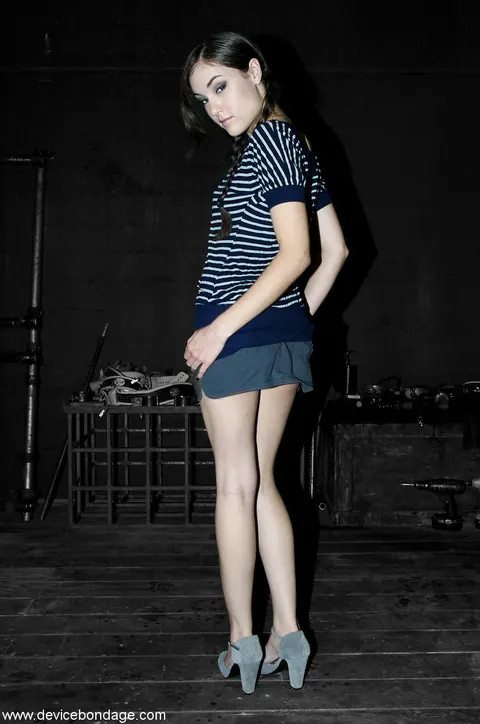 Sasha Grey: Brunette PAWG in Restraints Spreads Wide – photo 11 of 13