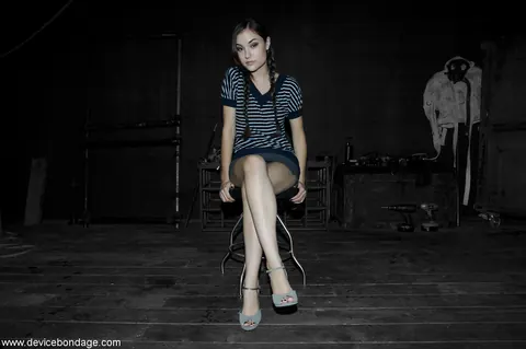 Sasha Grey: Brunette PAWG in Restraints Spreads Wide – photo 1 of 13