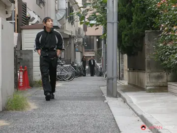 Yui Igawa – Skinny Japanese MILF Sucks Cock on Public Stairs in Leather