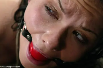 German PAWG in Bondage Spreads Her Legs for Her Partner
