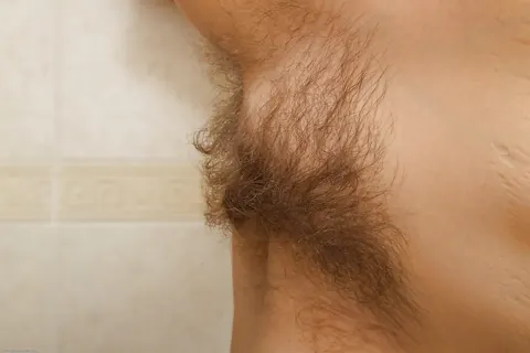 Agnea: Thick Brunette in Heels and Robe Shows Her Hairy Pussy in the Bathroom – photo 15 of 16