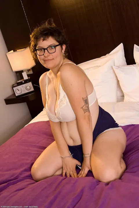 BBW Brunette Undresses to Show Her Hairy Bush and Big Tits – photo 4 of 20