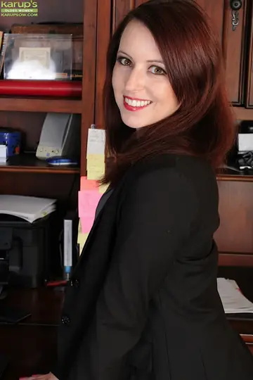 Brunette MILF in High Heels Spreads Her Pussy in the Office